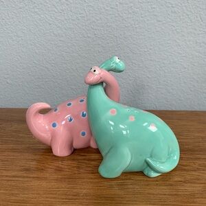 Vintage Fitz & Floyd “Steve and Eydie” Hugging Dinosaur salt and pepper shakers